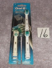3 PC ORAL-B FLEXISOFT EB17-3 BRAUN BRUSHHEAD NEW IN PACKAGE 16