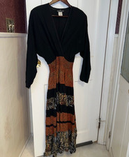 Vintage Carol Little Maxi Dress Black with animal print Size 6 pre-owned Nice!