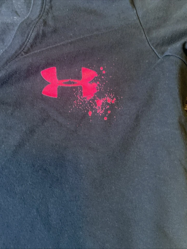 Under Armour Semi Fitted Feminino Preto Run Like Her Manga Curta Decote V Tamanho M - Imagem 4 de 4