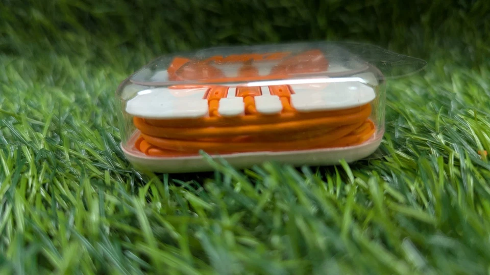 Nuevos Auriculares Nike Raros con Cable Naranja Foto 2 de 4