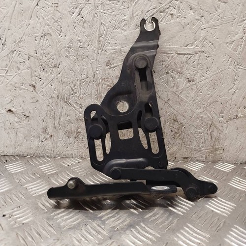 BMW X5 E70  Motorhaubenscharnier vorne links 7148347 PTM4452 2008