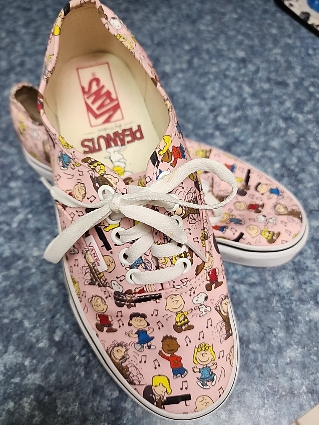 VANS Snoopy Authentic Peanuts Dance Party Pink with W… Gem