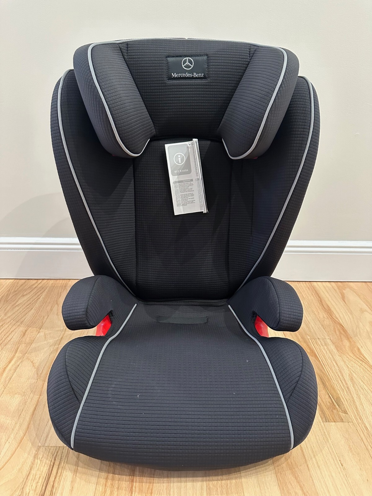 (Used) Genuine Mercedes Benz KIDFIX child seat with ISOFIT (499.99 USD)