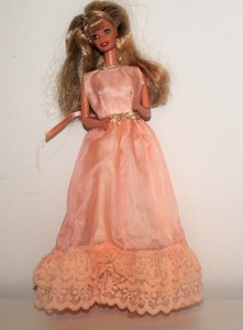 mattel inc 1966 china barbie doll