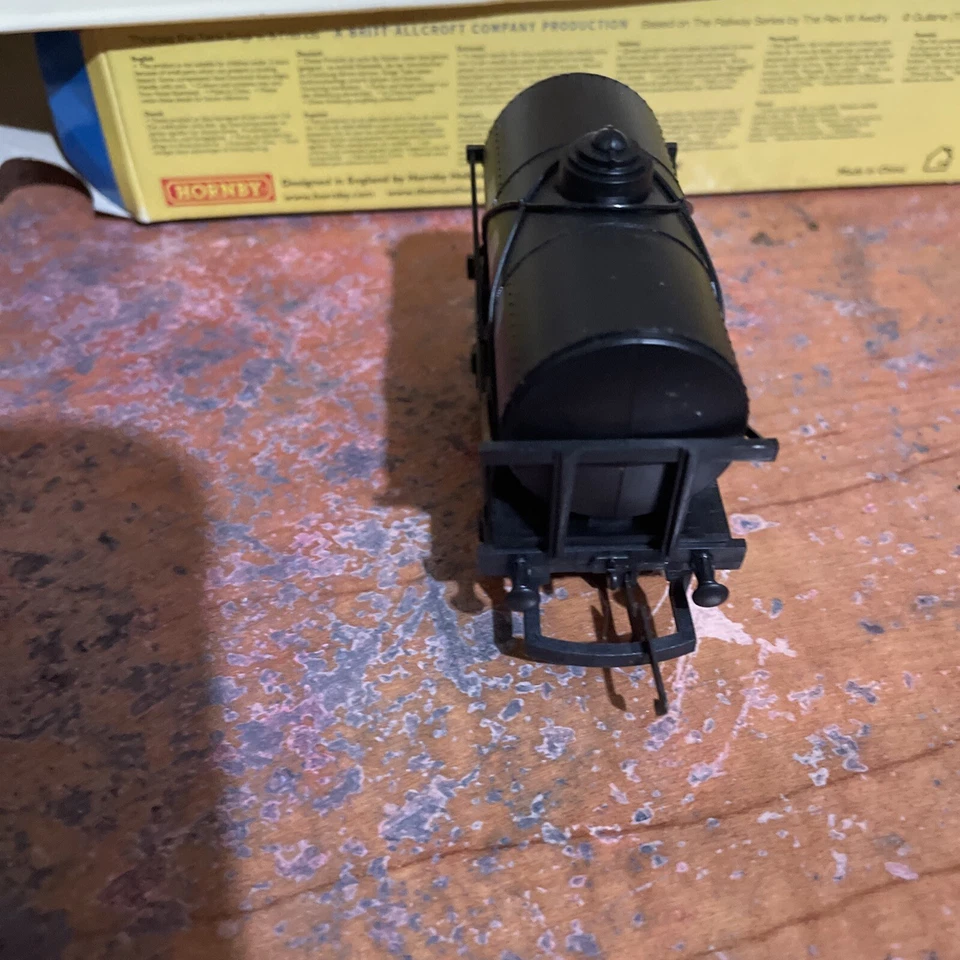 Hornby Thomas Train HO OO Black Tar Tanker Car R9006 Box Bachmann USA SELLER HTF - Image 4 of 4