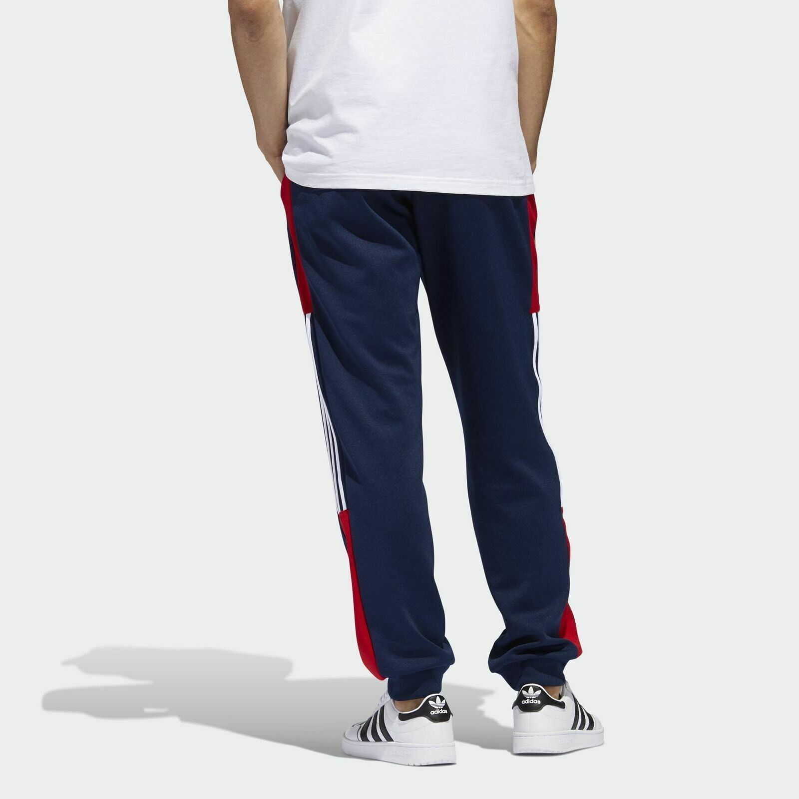 [GD2066] Mens Adidas Classics Track Pants