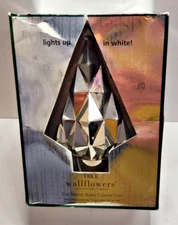 THE WHITE BARN CANDLE CO WALLFLOWERS TREE FRAGRANCE WARMER TESTED WORKS