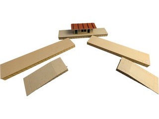 Hornby Dublo Model Railway Platform Set with Station Building Parts