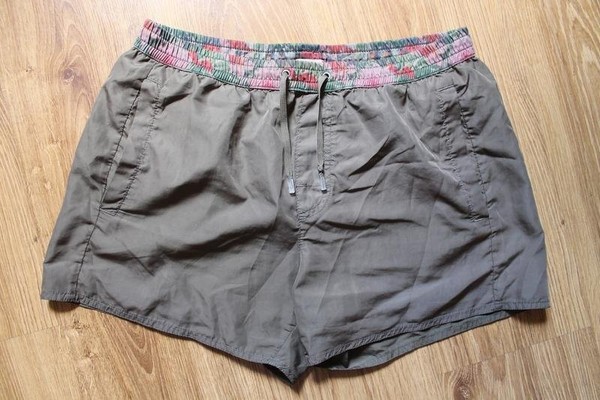 Men Calzedonia Shorts Khaki 31 / M / 44