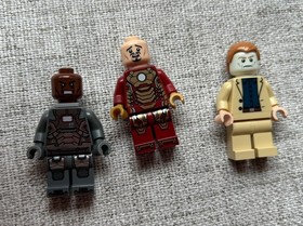 LEGO MARVEL SUPER HEROES 76006 - Iron Man Extremis Seaport Battle -100% Complete