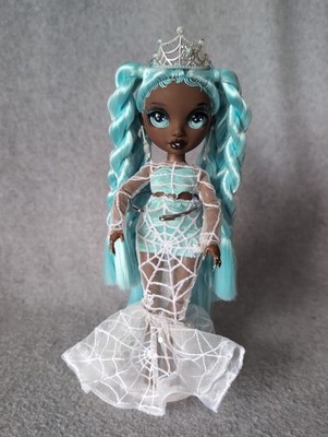 Rainbow High Costume Ball Doll Robin Sterling Spider Queen Special Edition