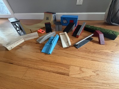 Tech Deck Fingerboard Ramps
