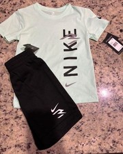 Nike Boys Short Set NWT Size 7 Black Green