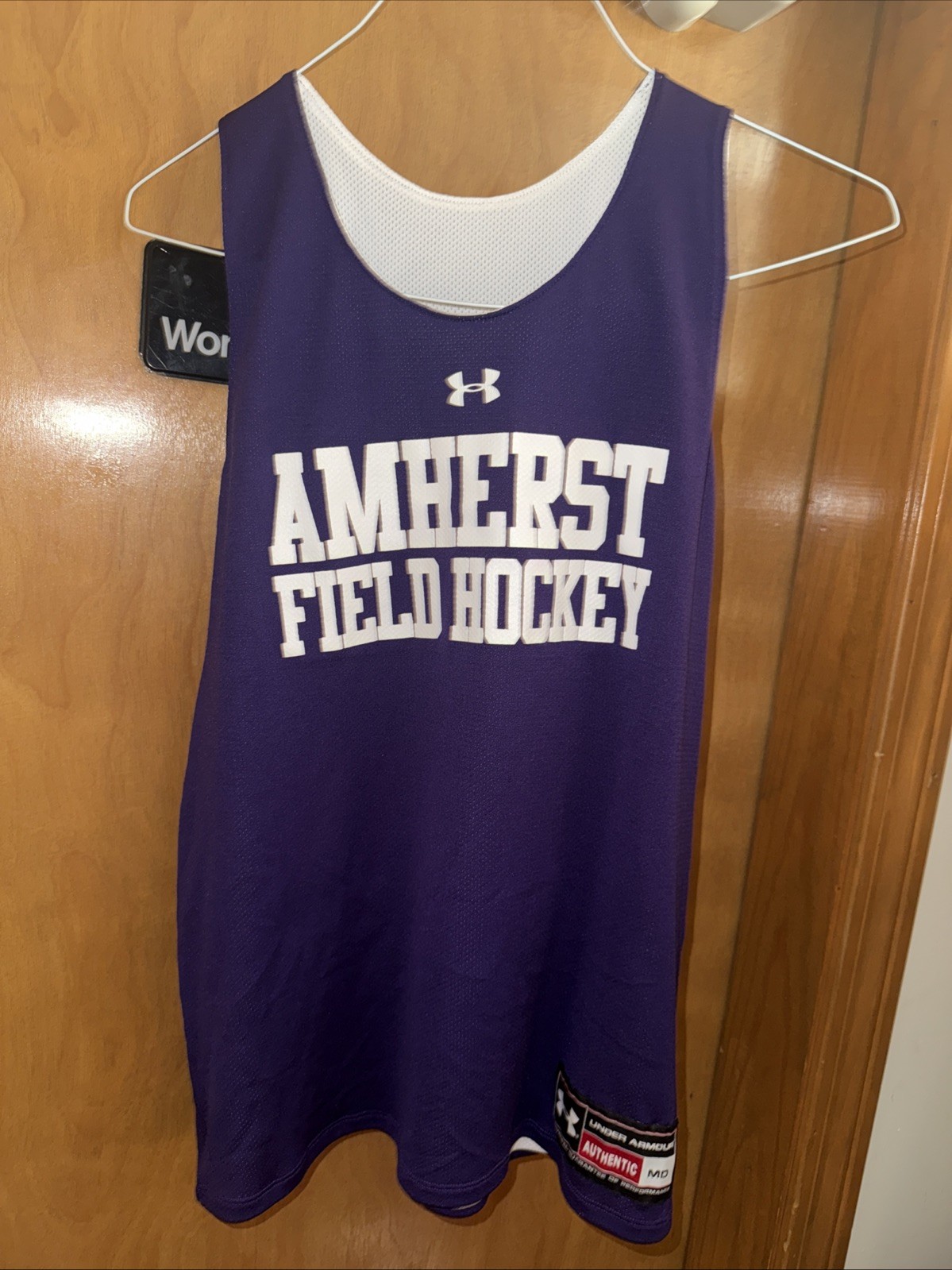 UNDER ARMOUR AMHEARST COLLEGE FIELD HOCKEY 🏑 REVERSIBLE M JERSEY (B73) thumbnail 6
