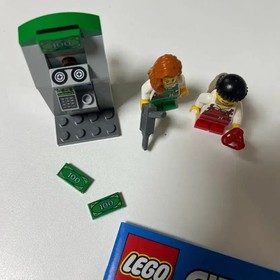 LEGO City 60136 Police & Bank Robbery Set Complete Boxed