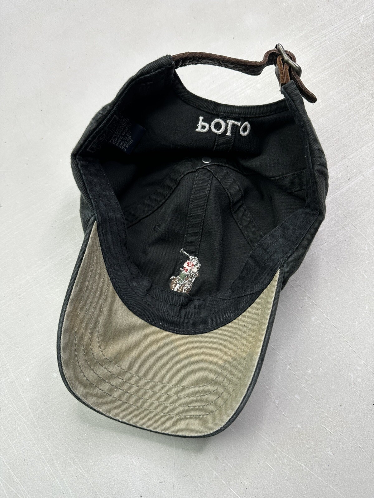 Cappello vintage Polo Ralph Lauren in pelle nera con cinturino e schienale berretto a sfera pony