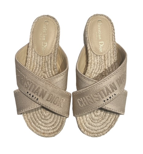 CHRISTIAN DIOR GRANVILLE SANDALS SZ 35 CREAM BEIGE FLATS NEW IN BOX  AUTHENTIC 3616252203952 | eBay