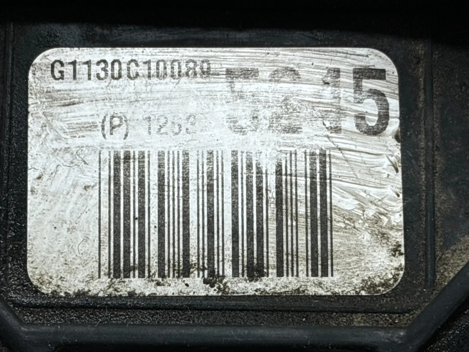 2010-2011 Cadillac Srx Intake Manifold Assembly 55561791 Oem - Image 2 of 4