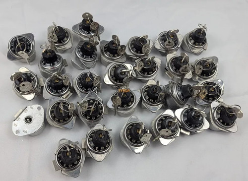 No combination - 29 Master Lock Commercial Grade Locker Locks