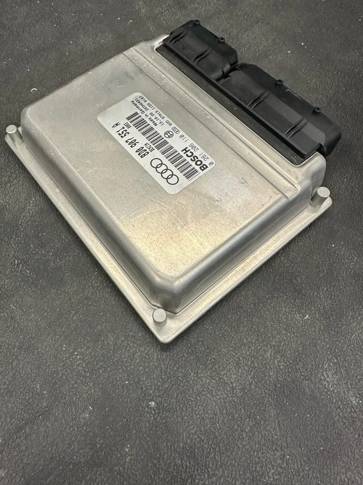 Audi B5 S4 2000 ECU 8D0 907 551 A (8D0907551A) 6 MT Bosch MAF APR 93 octanos Foto 4 de 4