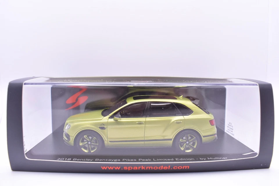 Vehículos de carretera Bentley Bentayga Pikes Peak Spark escala 1:43 Foto 2 de 4