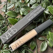 NARS Radiant Creamy Concealer - LIGHT 2.3 MADELEINE - Full Size 0.22 oz - BNIB