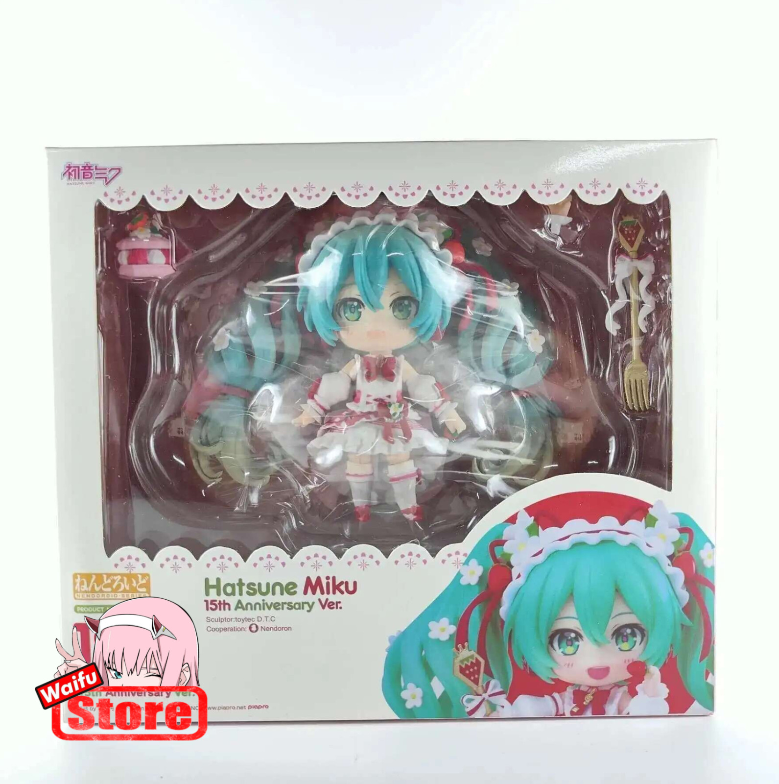 Hatsune Miku #1939 15th Anniversary Strawberry Miku Anime Action Figure