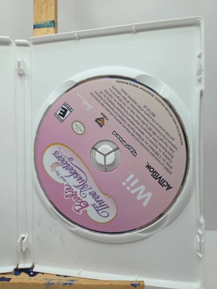 Barbie and the Three Musketeers  Nintendo Wii Game - Image 3 of 3