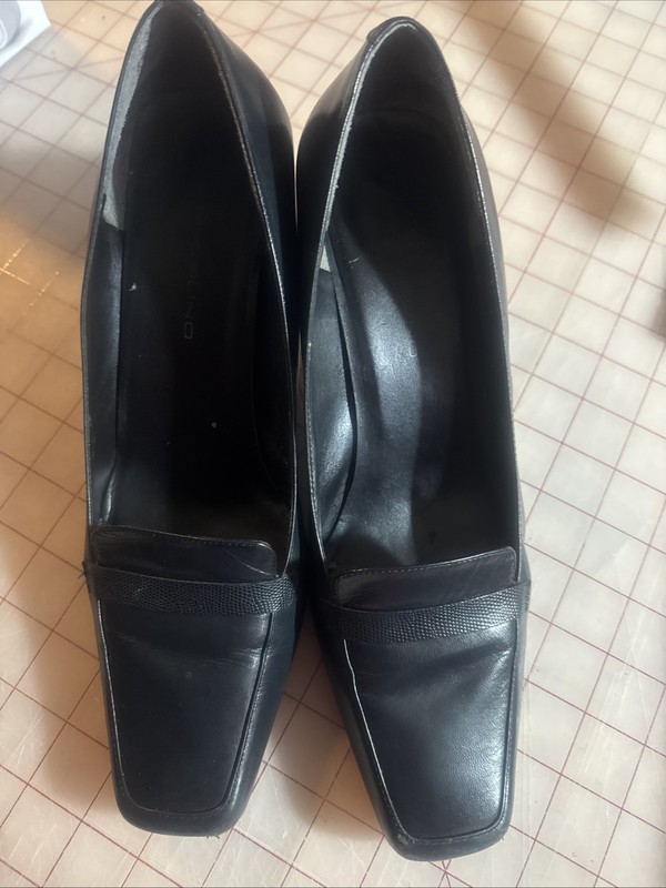 Women’s Bandolino Kia Shoes 9 1/2, Navy