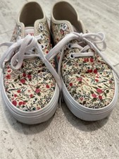 Vans Woman s Floral Canvas Lace Up Casual Sneakers Beige Red Black White