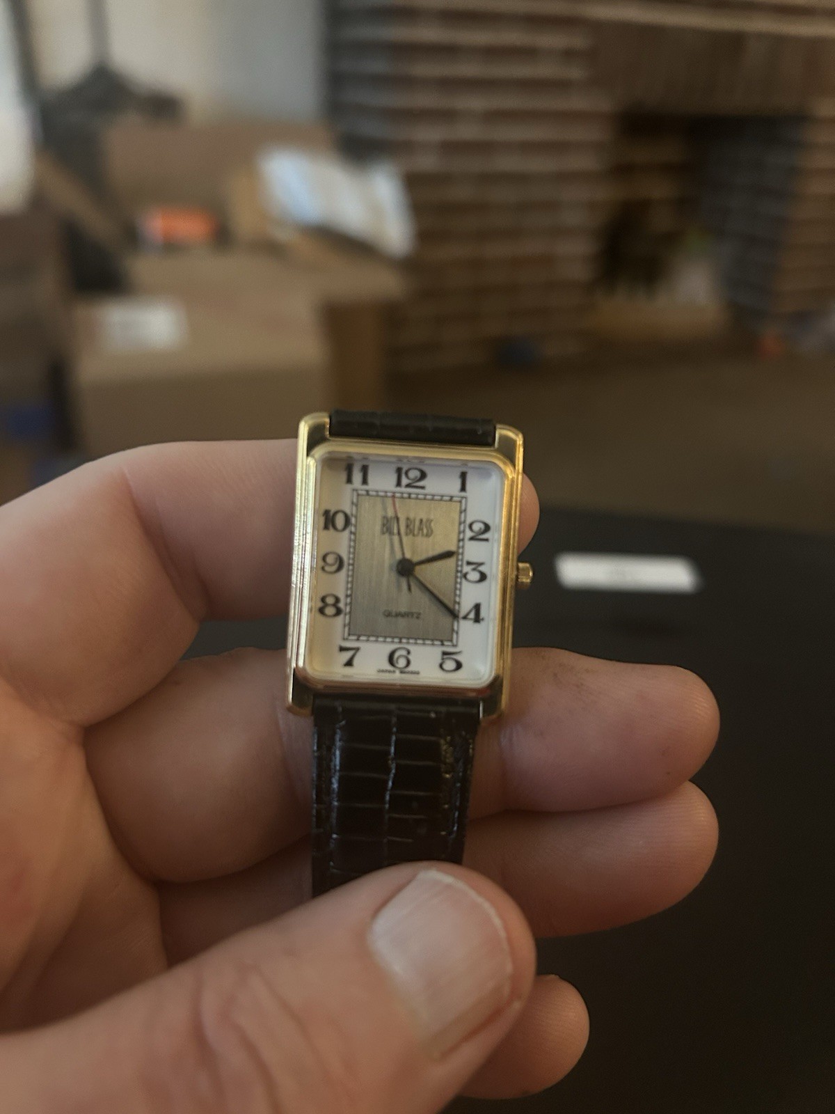 Vintage Bill Blass Quartz Square Women’s Watch Gold-Tone Leather 208-6L32