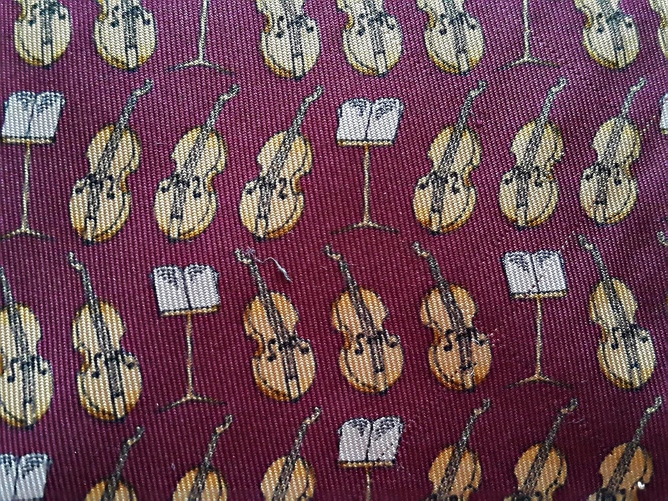 CORBATA DE HOMBRE VINTAGE AUTÉNTICA BEAUFORT CONTRABAJO SEDA ROJA VINTAGE Foto 3 de 4