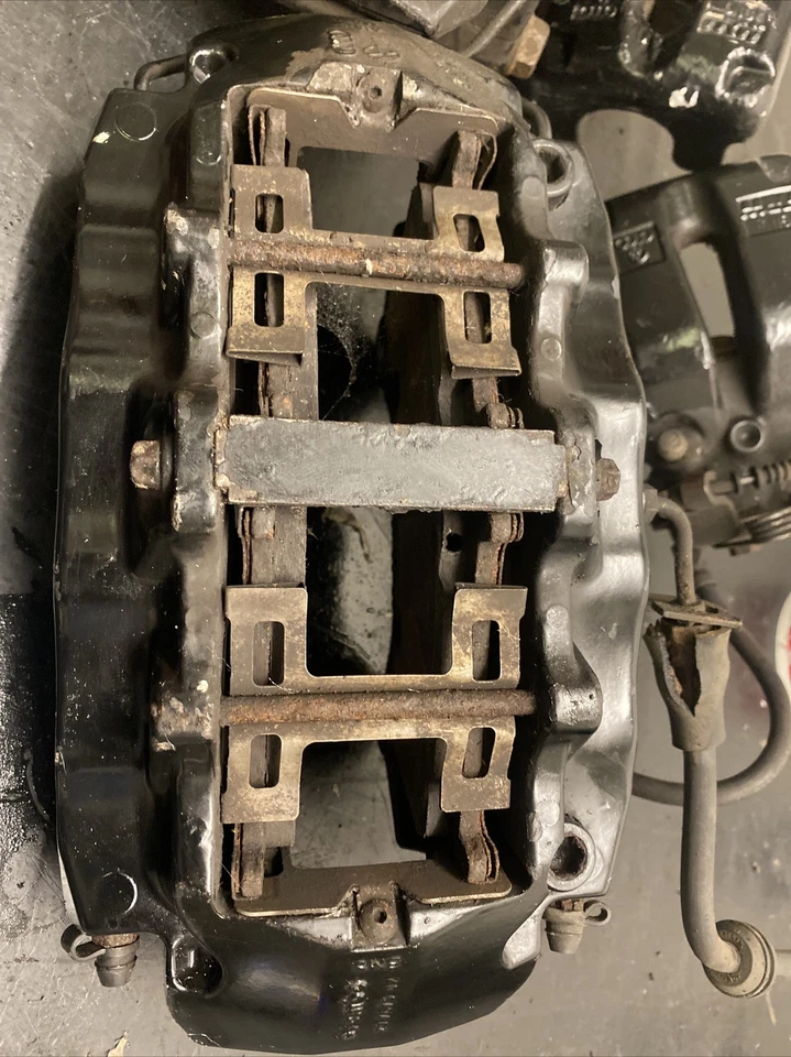 Pinzas de freno delanteras audi rs4 b7 Brembo 8 ollas pinzas de freno delanteras Foto 4 de 4