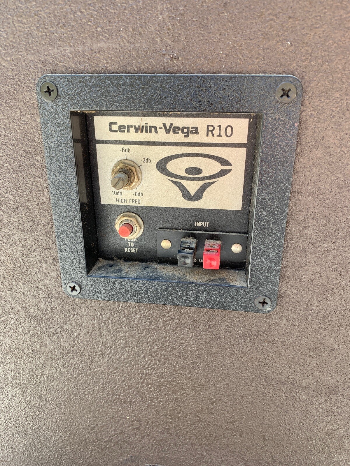 cerwin vega r10
