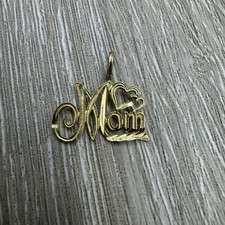 14k Yellow Gold Mom Heart Pendant Charm 0.6 Grams Mothers Day