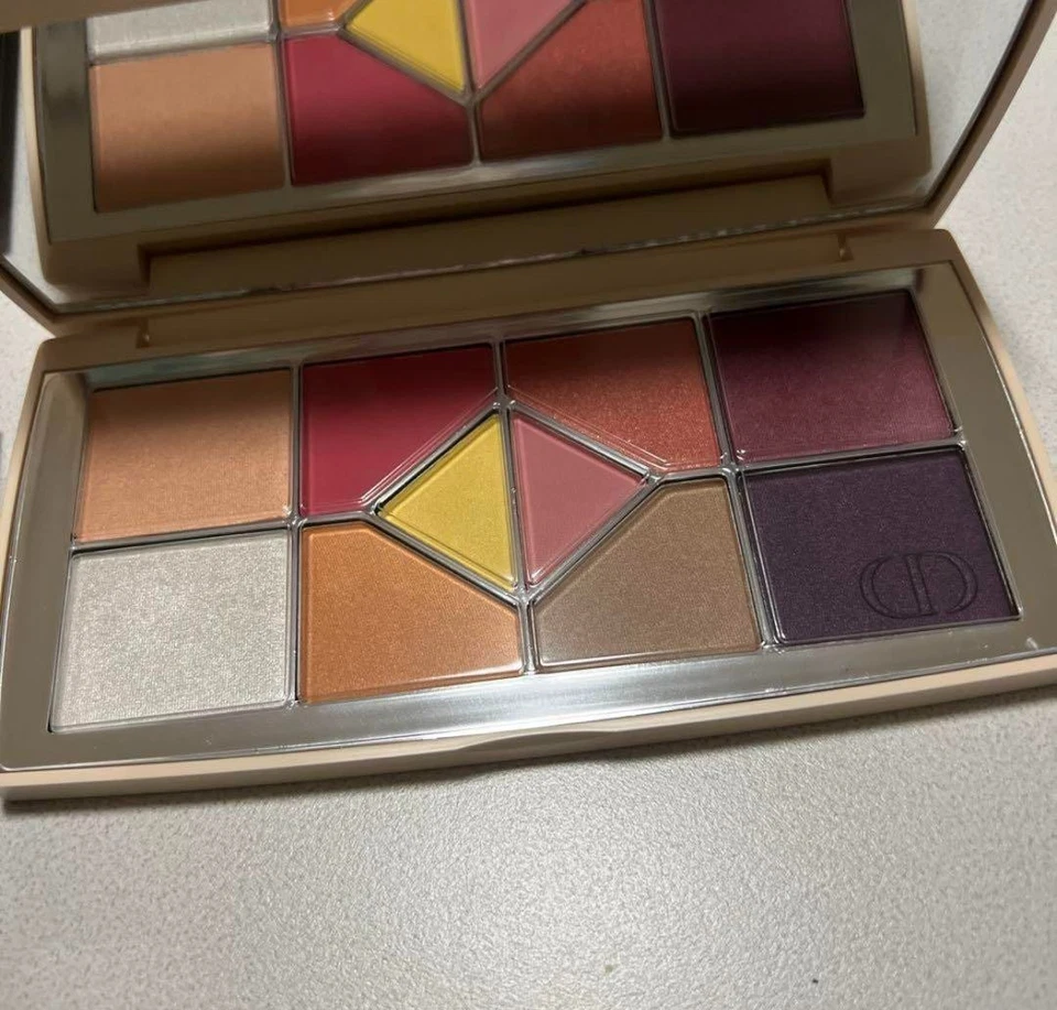 Dior DIORSHOW 10Couleurs Limited Eyeshadow Palette 002 BLOOMING BOUDOIR with Box - Image 3 of 4