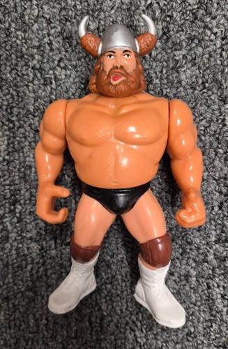 WWF Hasbro Action Figure The Berzerker Series 6  1...