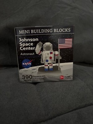 Astronaut Kennedy Space Center Mini Building Blocks Set