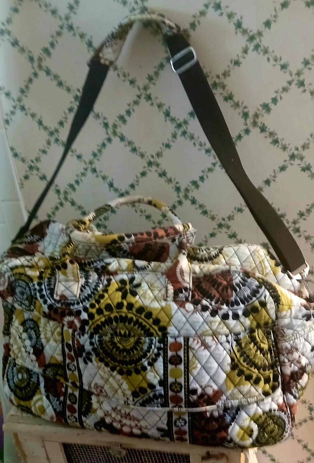 Vera Bradley Big! Nwot Cocoa Moss Grand Traveler Duffle Bag Excellent Shape!