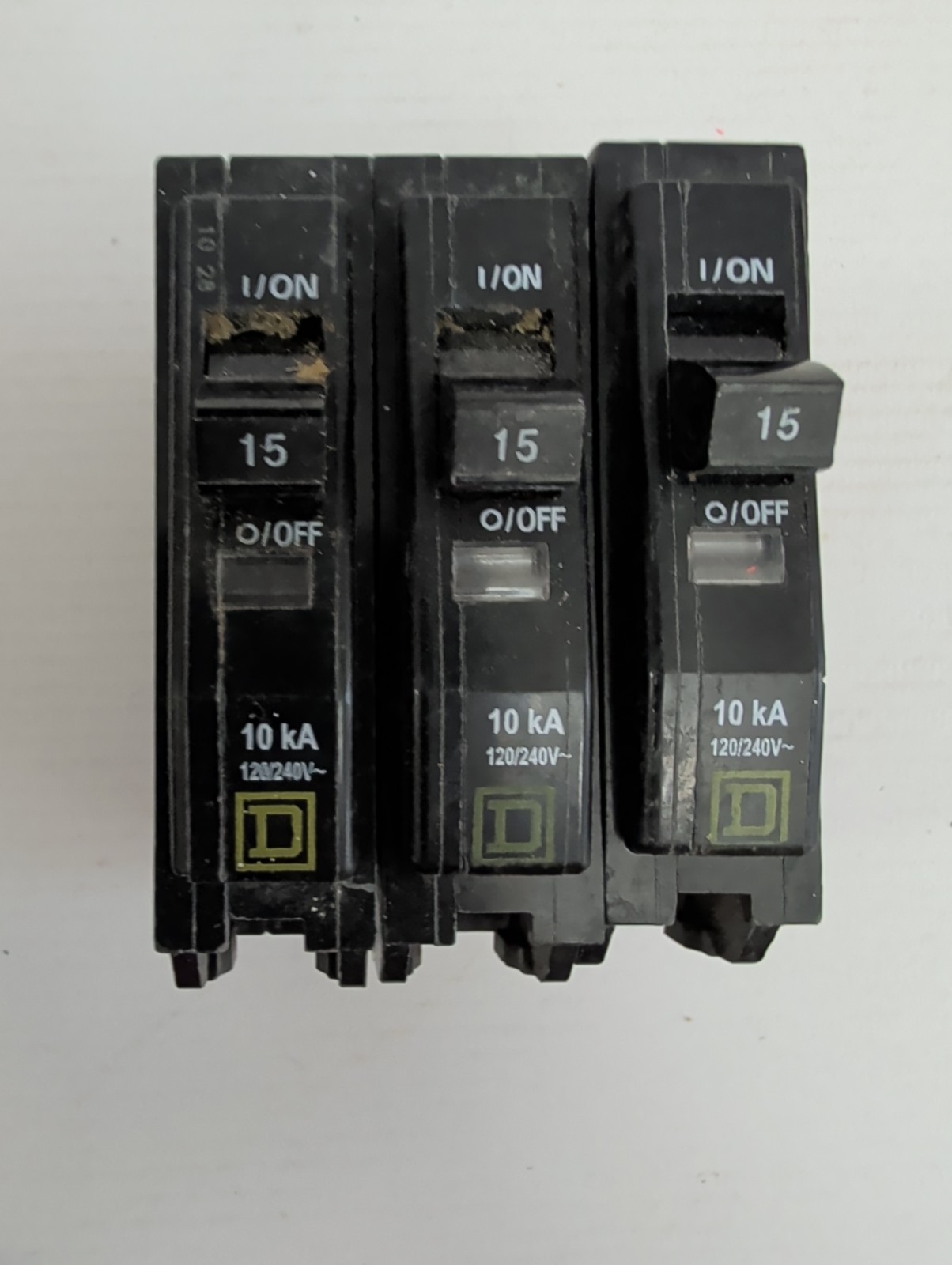 Square D QO115 15 Amp 1-Pole Plug-On 120 V AC Circuit Breaker (Lot of 3) USED