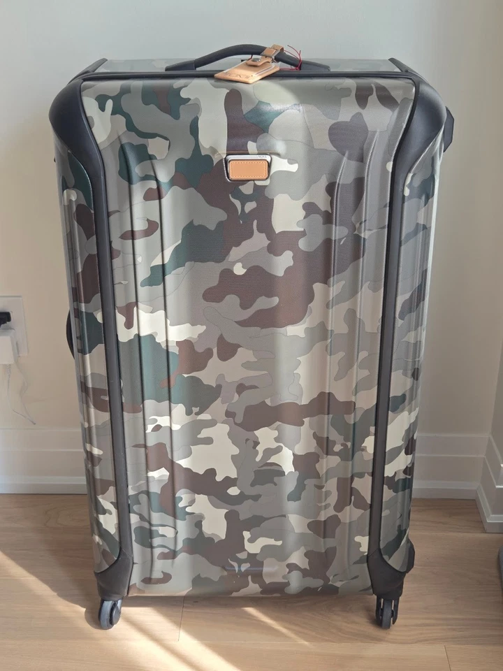 Equipaje TUMI Vapor 34" Viaje Mundial Grande Carcasa Dura Camuflaje Nuevo Foto 3 de 4