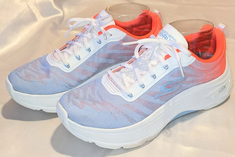 Skechers GOrun Max Amortiguación Arco Ajuste Mujer Zapatos para Correr Tenis 128312 Talla 9 Foto 2 de 4