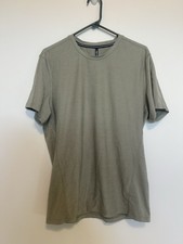 Ten Thousand T Shirt Mens Medium Green Olive Versatile Performance Durable Gym