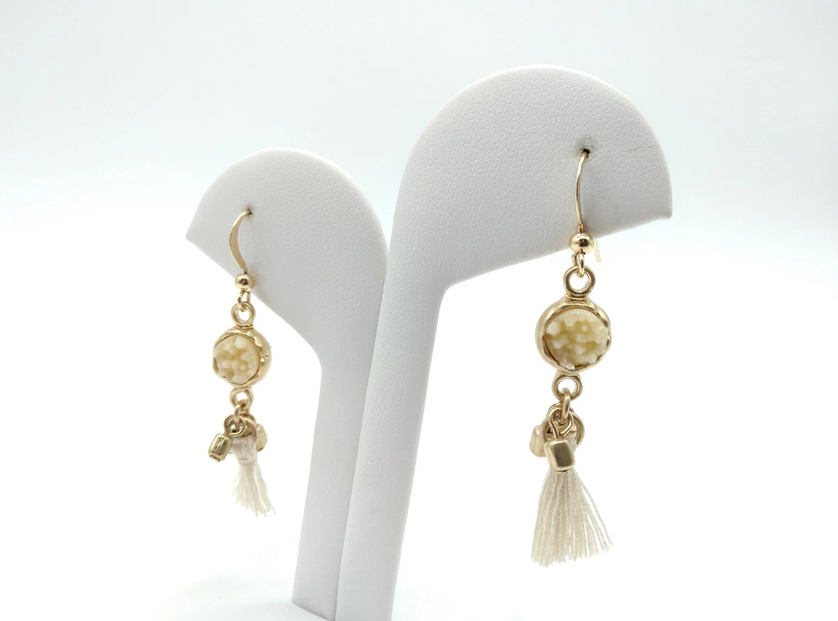 Top more than 150 white tassel earrings target latest seven.edu.vn