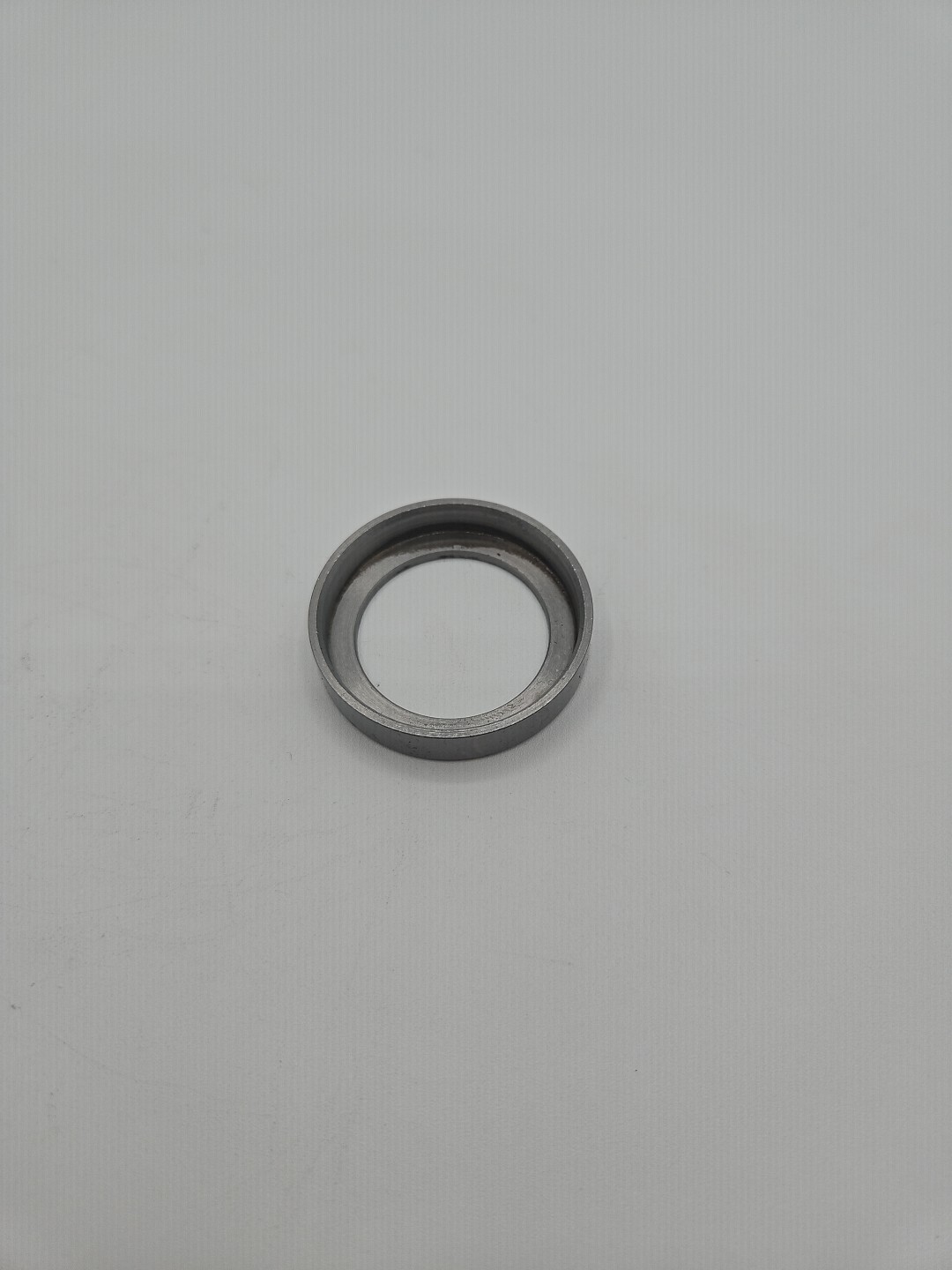 Bentley Rolls-Royce UR15495 Hydraulic Ram Housing Seal Wiper Retainer OEM