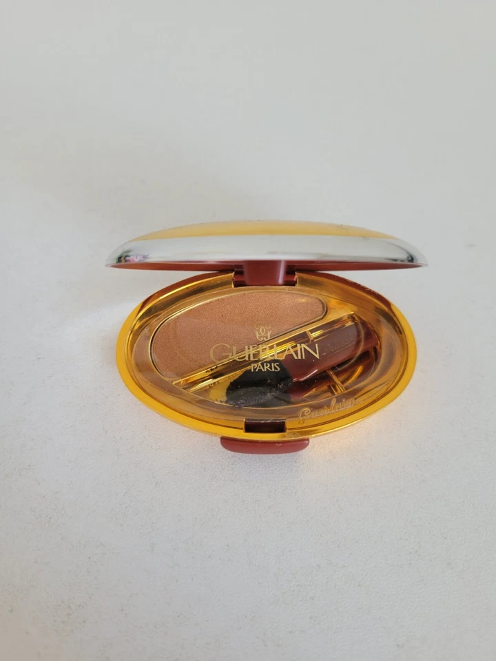 Guerlain Powder Eyeshadow no. 8 Single Eye Shadow .06oz New Old Stock - Image 2 of 4