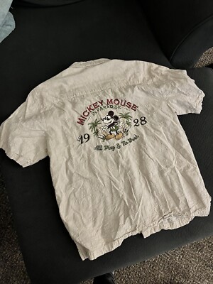 MICKEY MOUSE in Paradise Size XL Mens Short Sleeve Camp Shirt