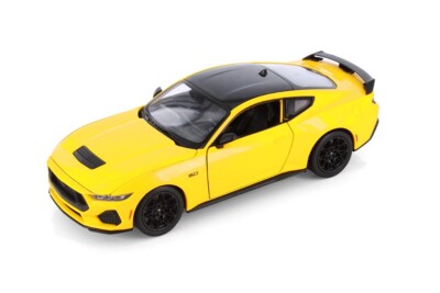 2024 Ford Mustang GT 1/25 Diecast Metal Model by Welly