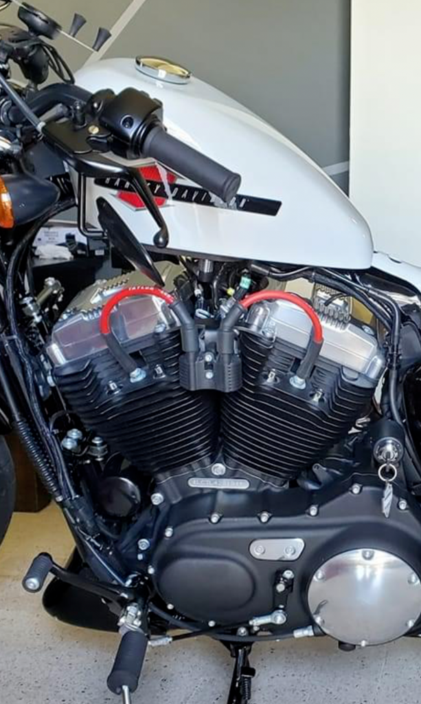 Ton's Harley Sportster XL Coil Relocation with 10mm Red Spark plug