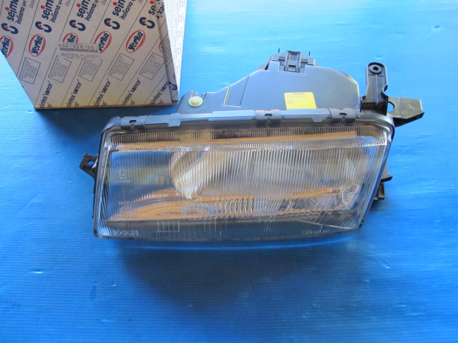 Phare gauche Bosch H4 Opel Vectra optique de remplacement berline 12V